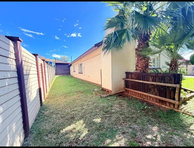 3 BEDROOM HOUSE FOR SALE IN VANDERBIJLPARK CW 3
